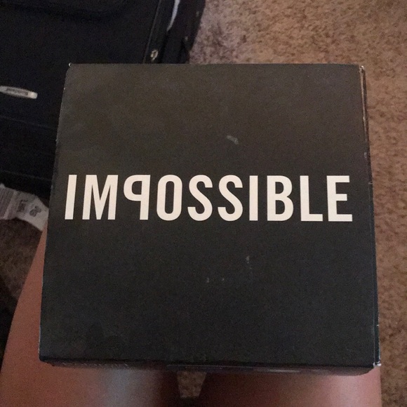 Polaroid Camera - Picture 2 of 4